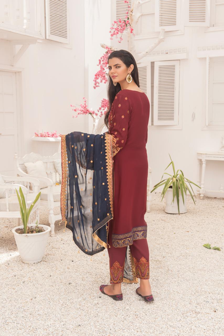 Elegant Crinkle Ensemble – Luxe Festive Edit (Design 3)