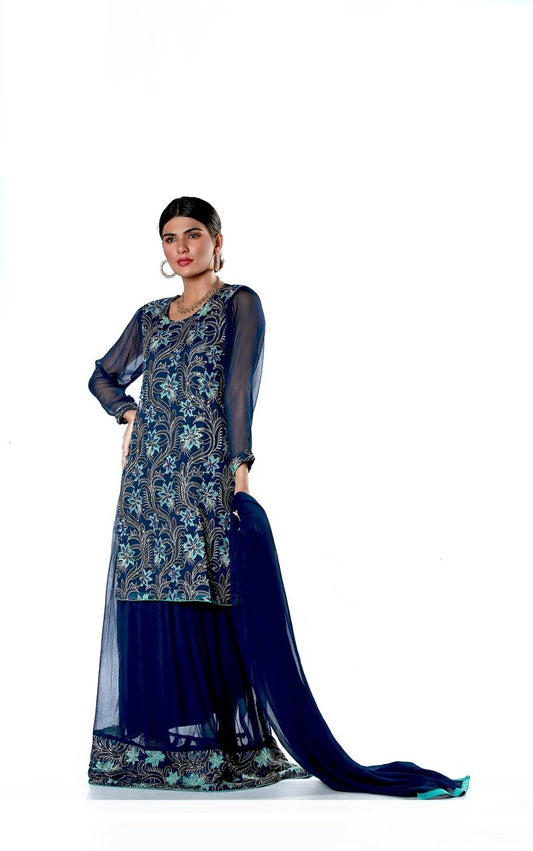 “Noor-e-Mehfil” Crinkle Gharara Ensemble (Design 8)