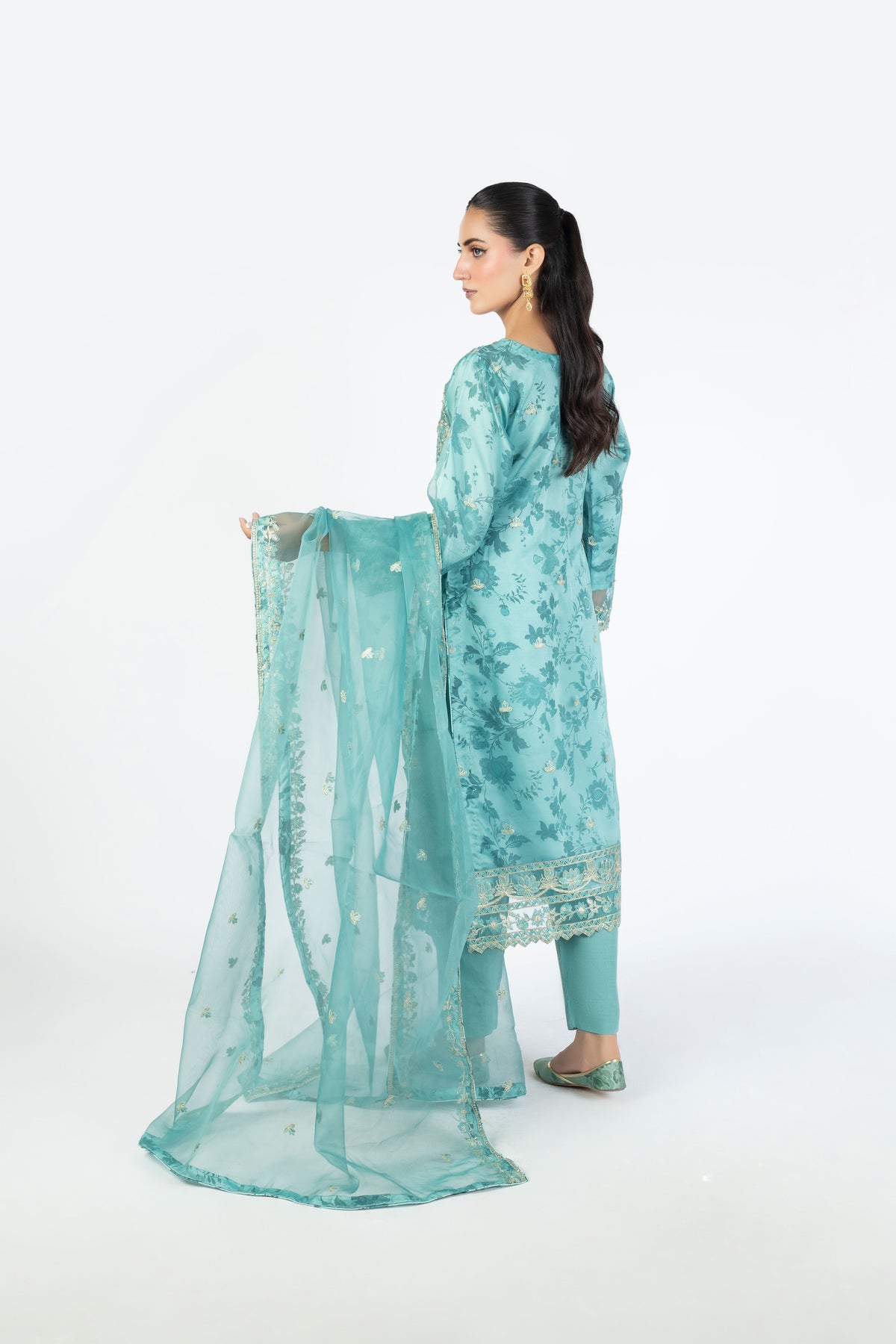 Ocean Blue Handmade Embellished Organza Ensemble with Clutch & Khussa