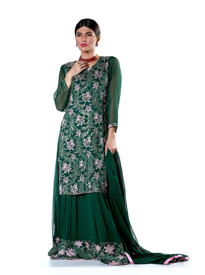 Royal Embroidered Crinkle Gharara Suit – Signature Edit (6)