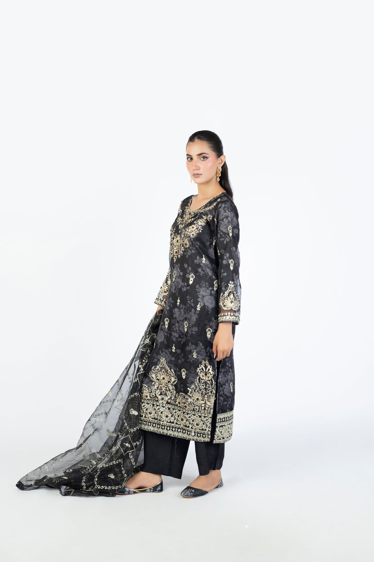 Black Handmade Embellished Organza Ensemble with Clutch & Khussa