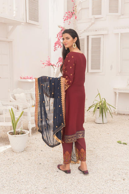 Elegant Crinkle Ensemble – Luxe Festive Edit (Design 3)