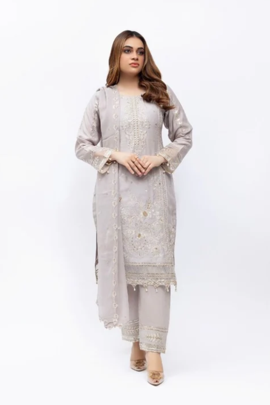 Lilac Grace Embroidered Viscose Suit – Elegant Daywear Edit (AZ16)