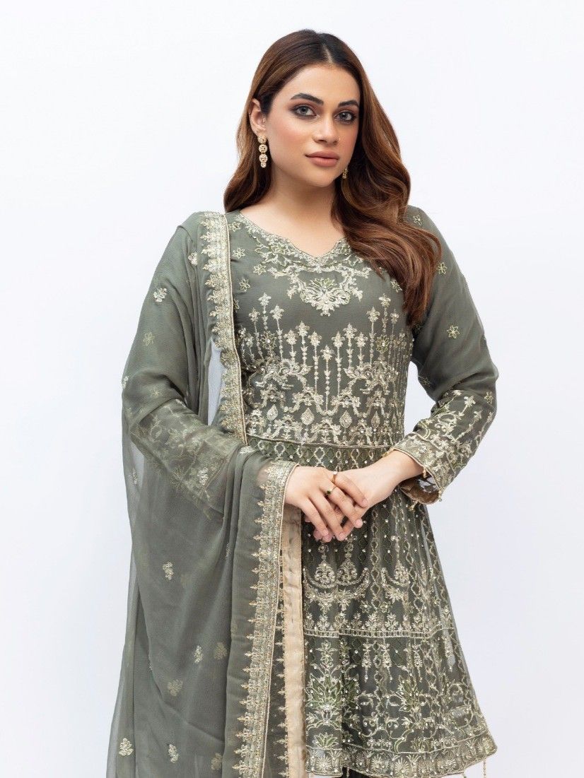 Sage Elegance – Embroidered Crinkle Frock Gharara (2949)